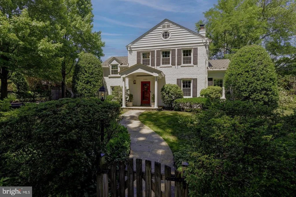 Photo of 3905 LAIRD PLACE