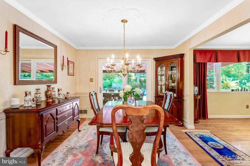 Photo of 4401 DOLPHIN LANE