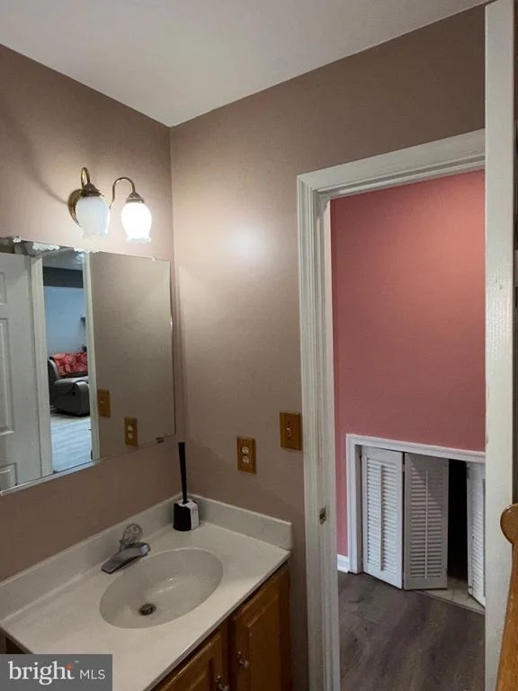 Photo of 9348 CREEKVIEW DRIVE
