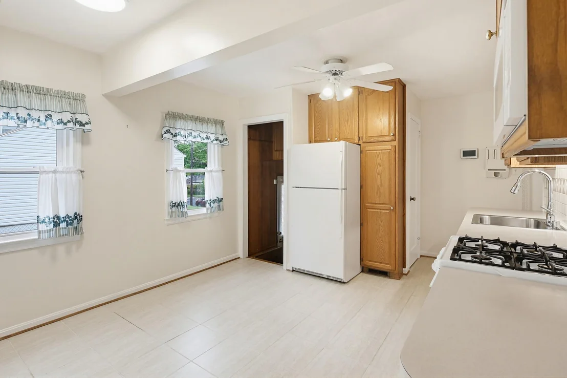 Photo of 12007 SAINT DUNSTON LANE