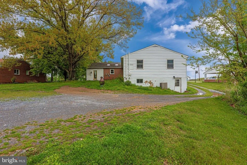 Photo of 8123 BALL ROAD