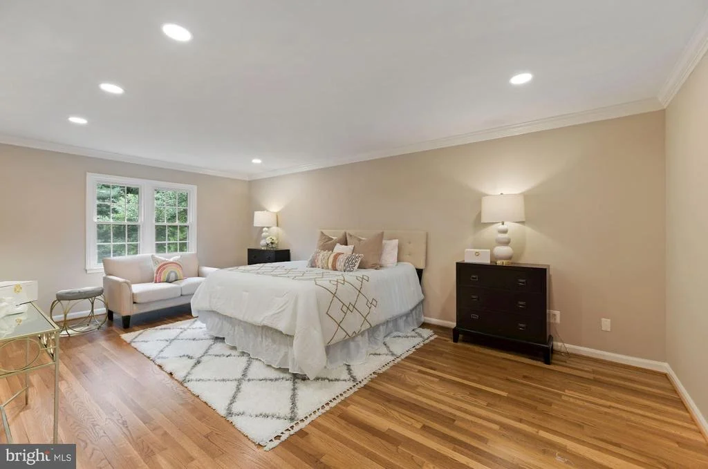 Photo of 7700 FALSTAFF ROAD