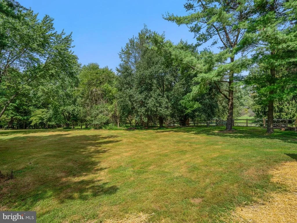 Photo of 8205 GOODHURST DRIVE