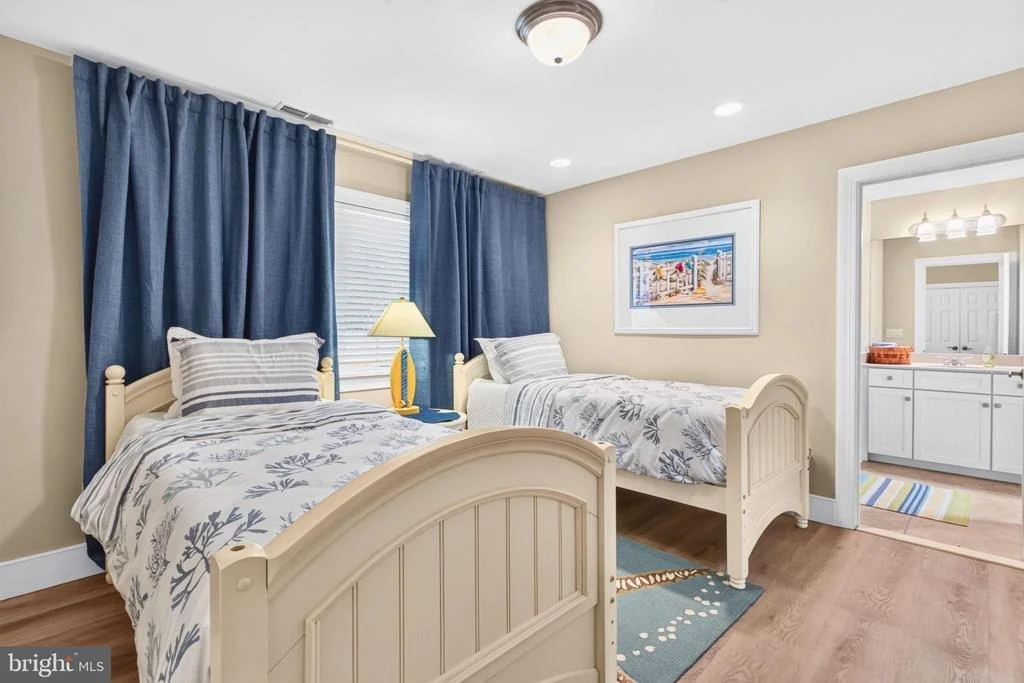 Photo of 54 SURF AVENUE