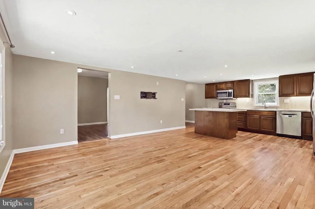Photo of 6713 BOXWOOD DRIVE