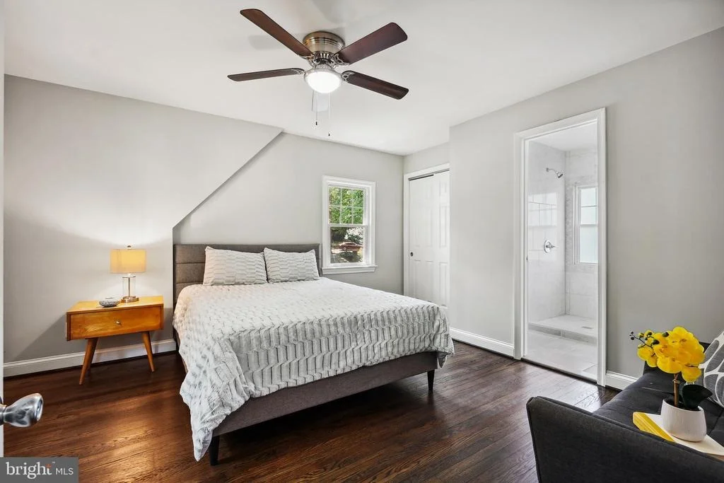 Photo of 514 SILVER SPRING AVENUE