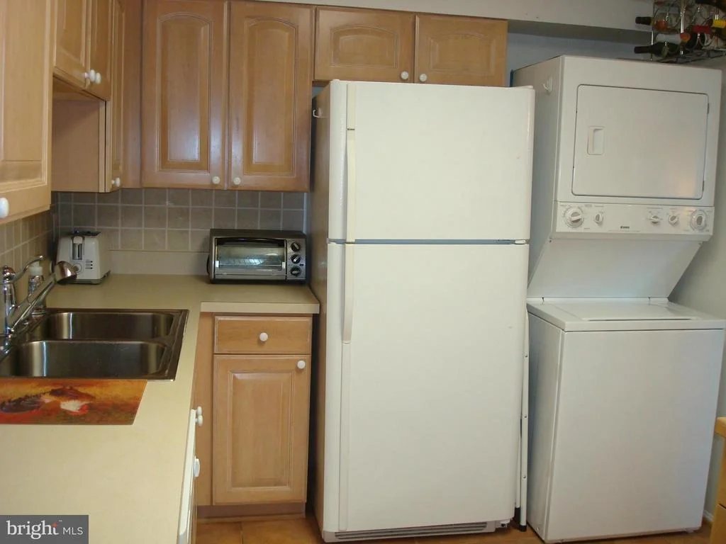Photo of Unit 2919 at 15107 INTERLACHEN DRIVE