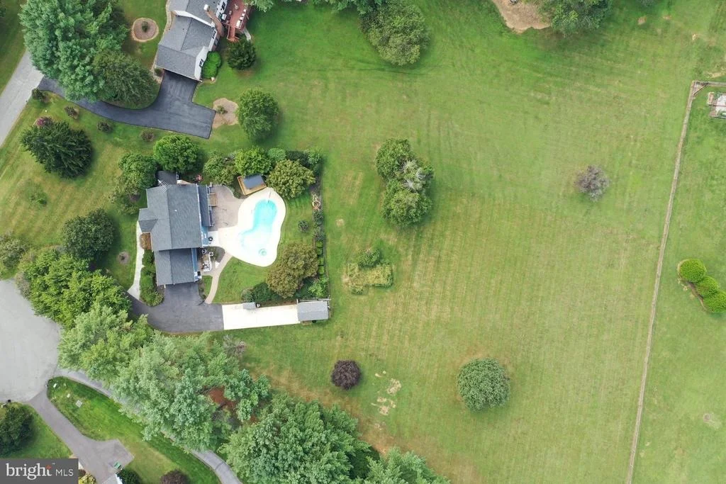 Photo of 21704 STABLEVIEW DRIVE
