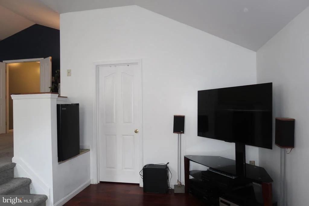 Photo of 338 FAIRFIELD DRIVE FAIRFIELD DRIVE