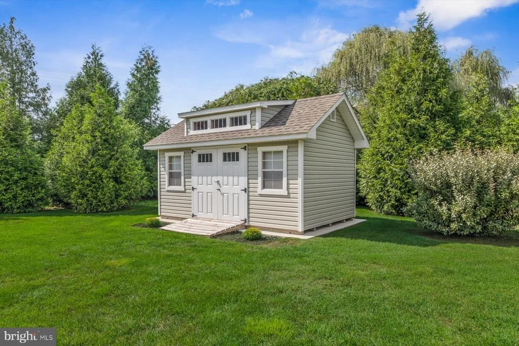 Photo of 24860 MISTLETOE DRIVE