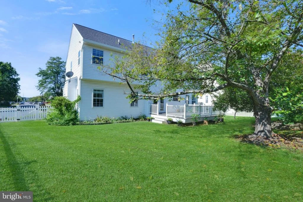 Photo of 800 AZTEC DRIVE