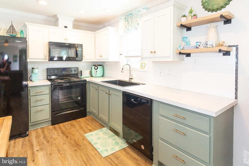 Photo of 31696 SIHAM ROAD