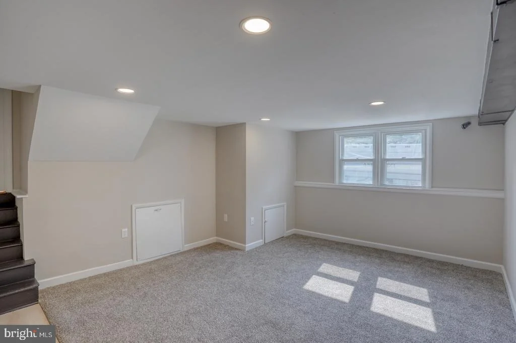 Photo of 1207 CRESTOVER ROAD