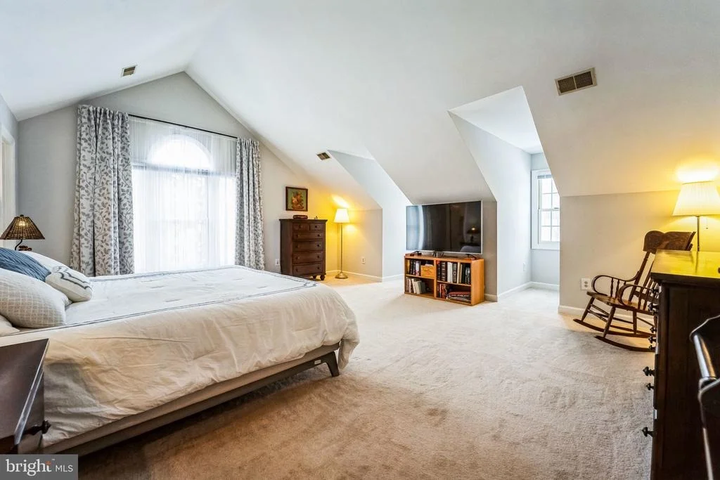 Photo of 10909 FORESTGATE PLACE
