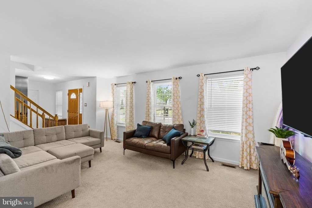 Photo of 316 SILVER RIDGE DRIVE