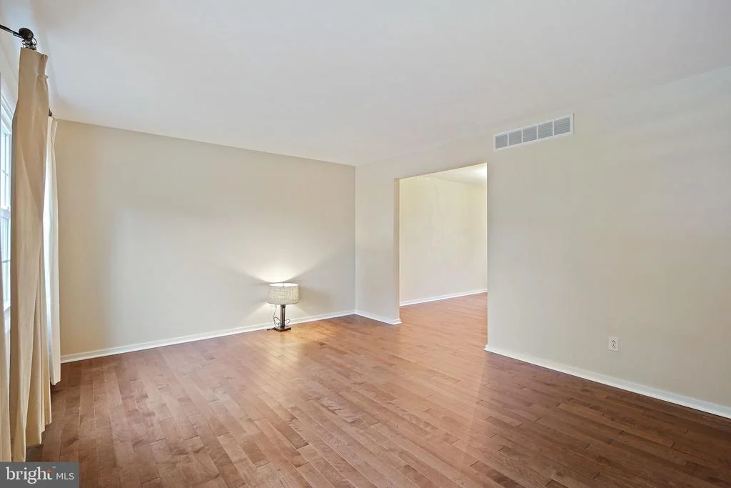 Photo of 5618 MILLWHEEL PLACE