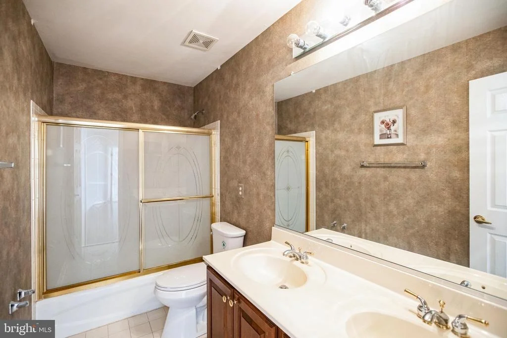 Photo of 10002 LINDLEY COURT