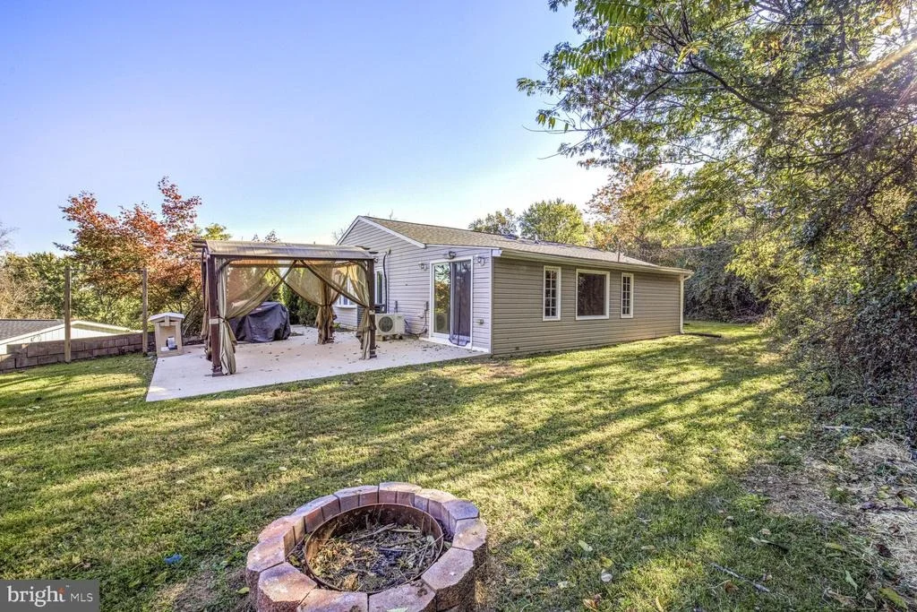 Photo of 6092 QUARTZ CIRCLE