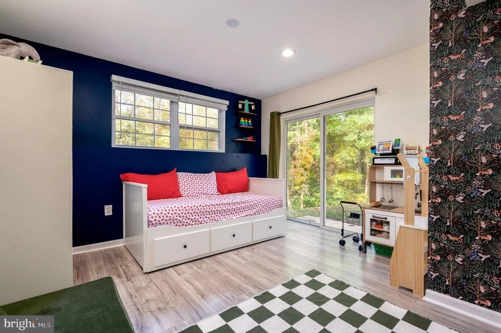 Photo of 4790 HOWARD PLACE