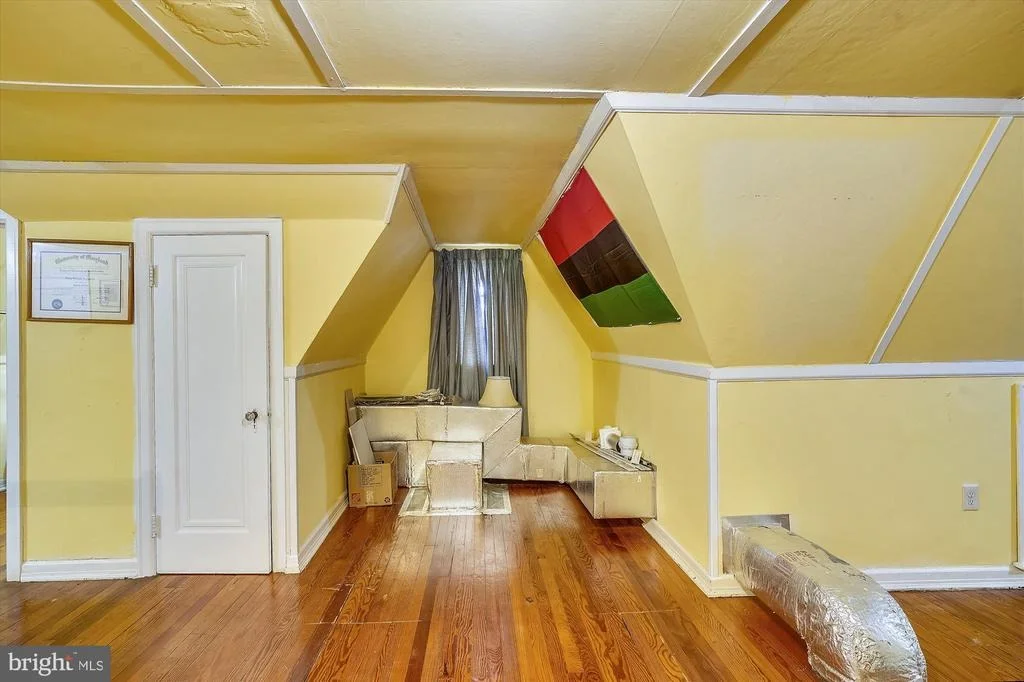 Photo of 200 MEALEY PARKWAY