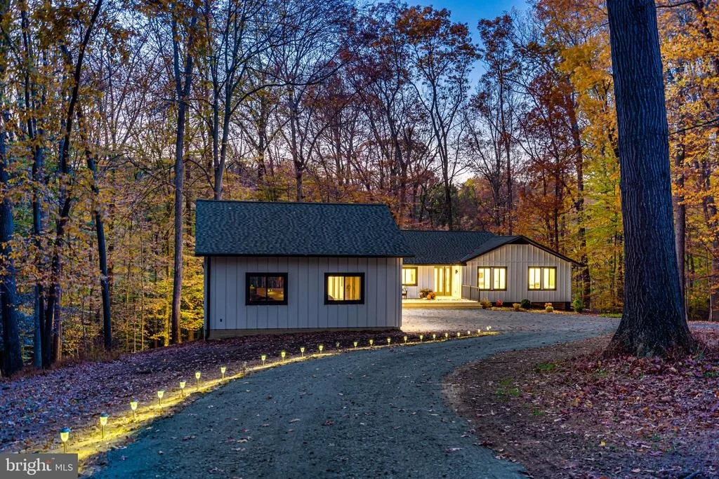 Photo of 108 INTERPROMONTORY ROAD