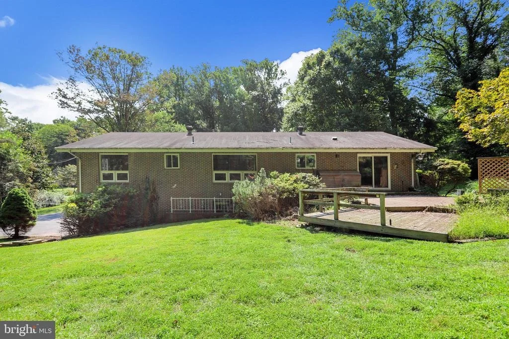 Photo of 2117 DRURY ROAD