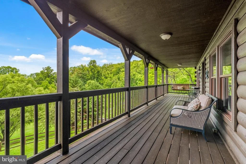 Photo of 9124 HAWBOTTOM ROAD