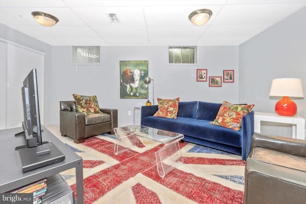 Photo of 833 DUNBROOKE COURT