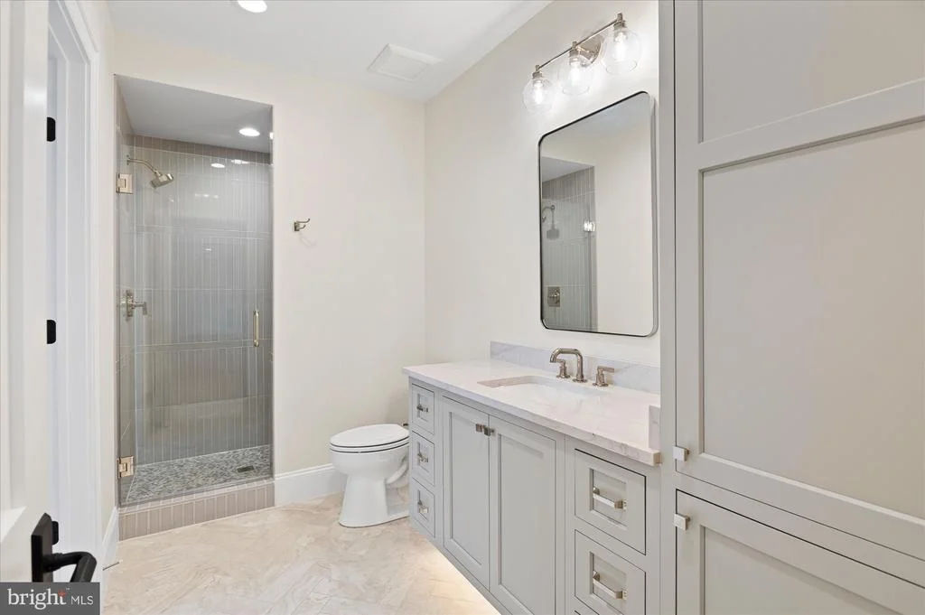 Photo of 1800 MONZA ROAD