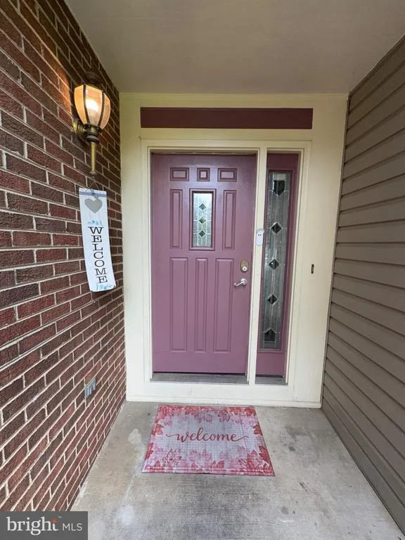 Photo of 9348 CREEKVIEW DRIVE