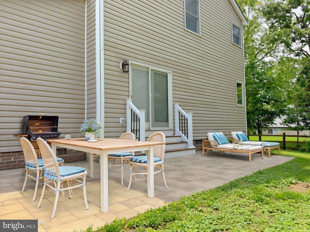 Photo of 40777 CENTER 40 CIRCLE