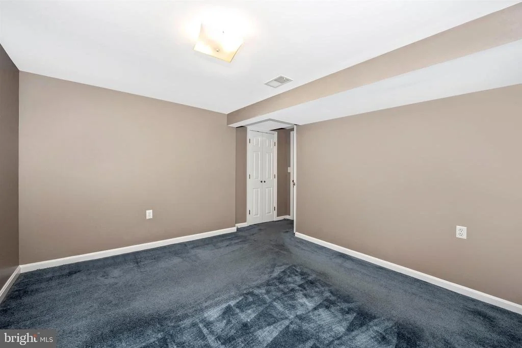 Photo of 25805 RIDGE ROAD