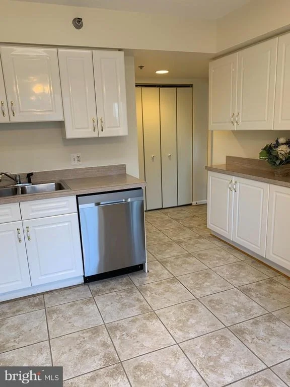 Photo of Unit 410 at 14809 PENNFIELD CIRCLE