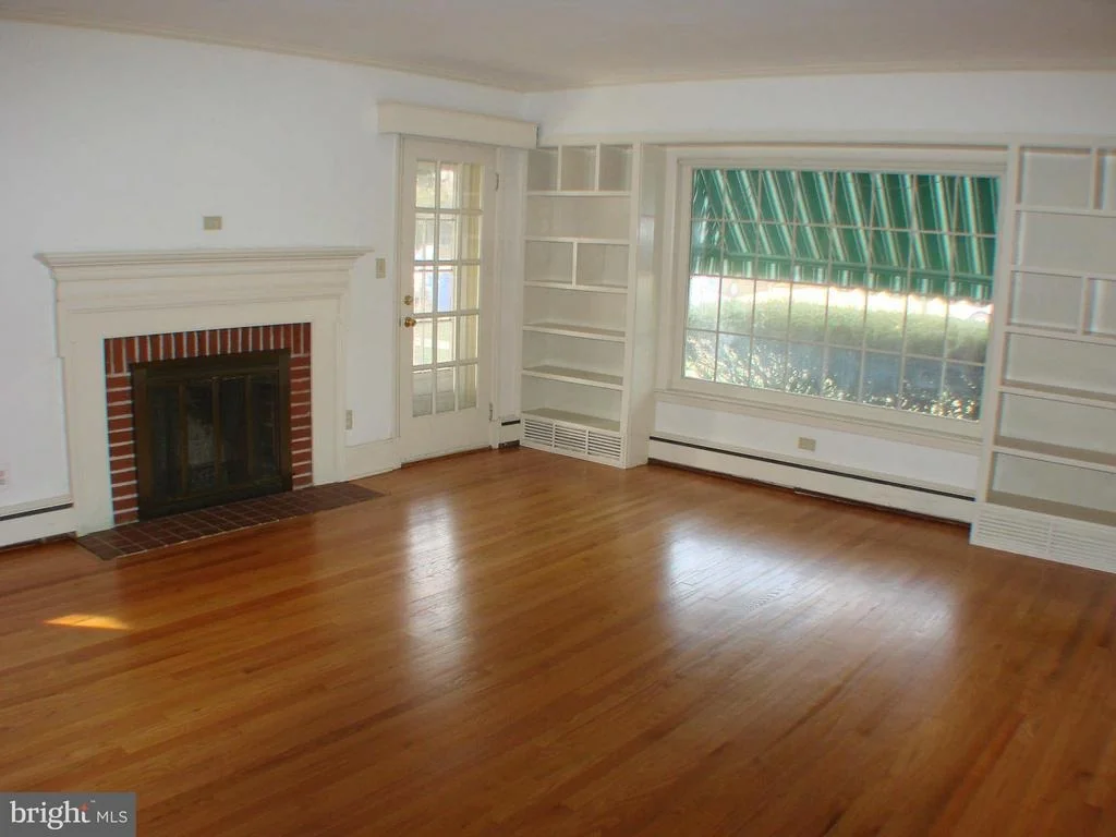 Photo of 706 FAIRVIEW AVENUE