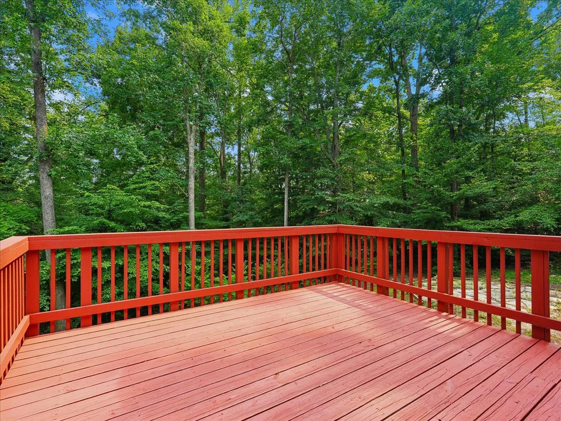Photo of 8253 HONEYSUCKLE ROAD