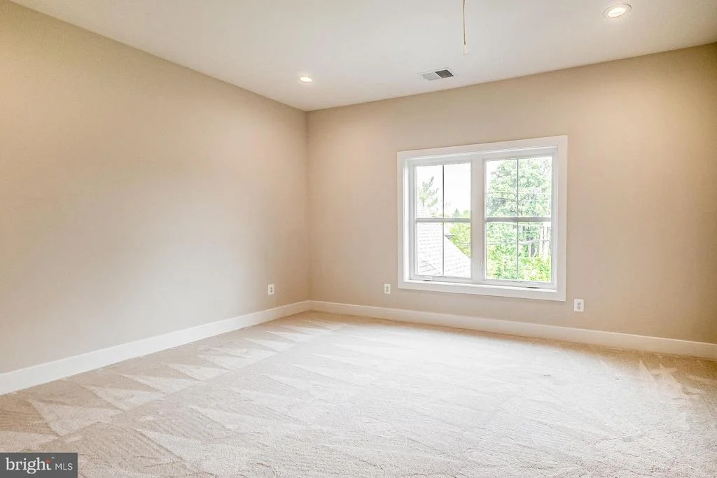 Photo of 1339 BEULAH ROAD