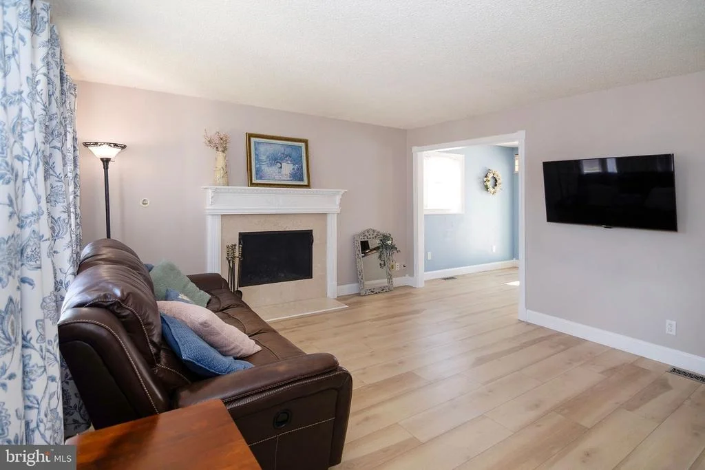 Photo of 611 JACKSON AVENUE