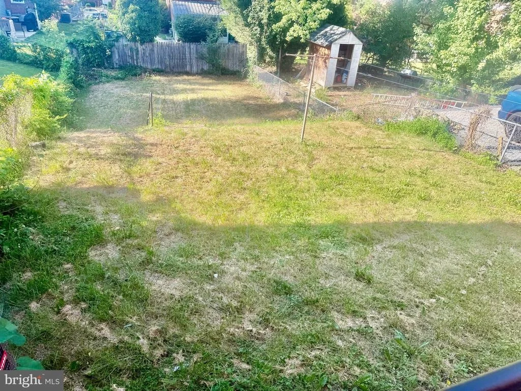 Photo of 6212 CARTERS LANE