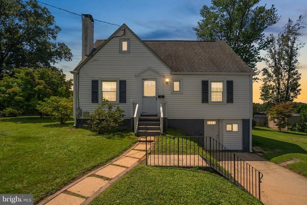 Photo of 319 SAINT LAWRENCE DRIVE
