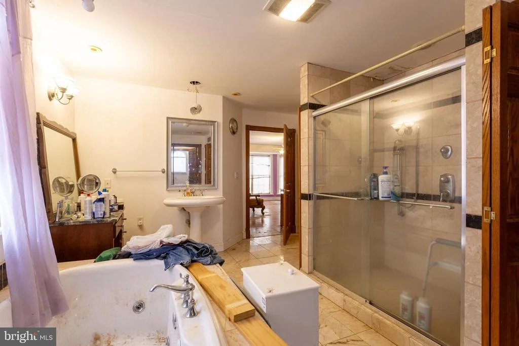 Photo of 415 SHORE DRIVE