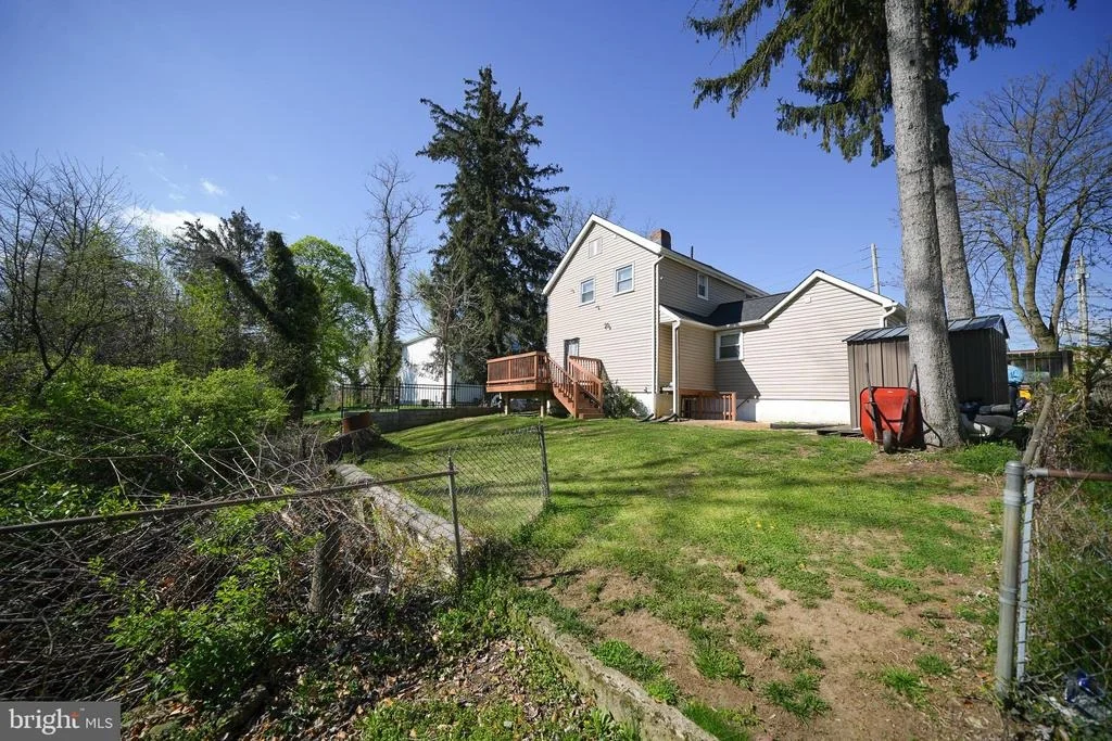 Photo of 2001 DENISON STREET