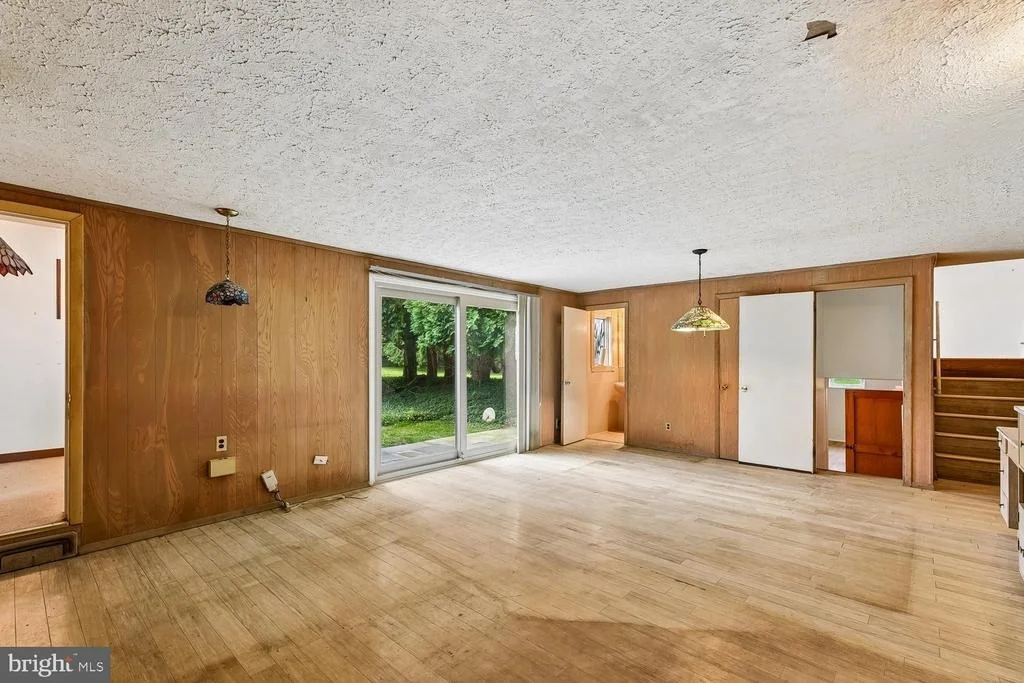 Photo of 7933 STEVENSON ROAD