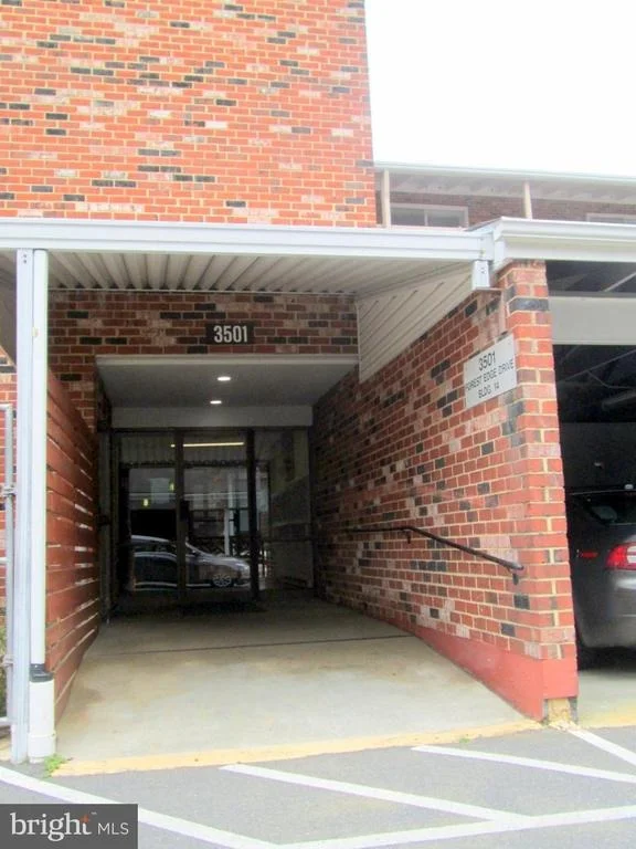 Photo of Unit 141B at 3501 FOREST EDGE DRIVE
