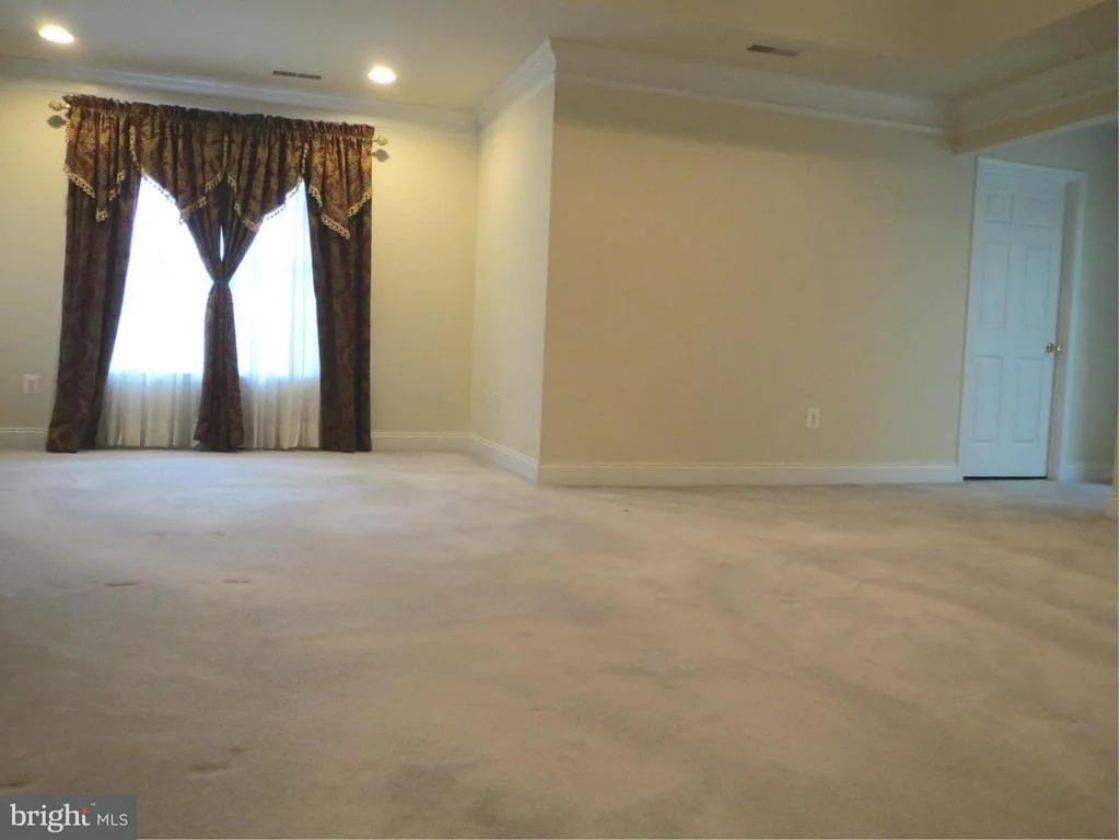 Photo of 21920 MANOR CREST LANE