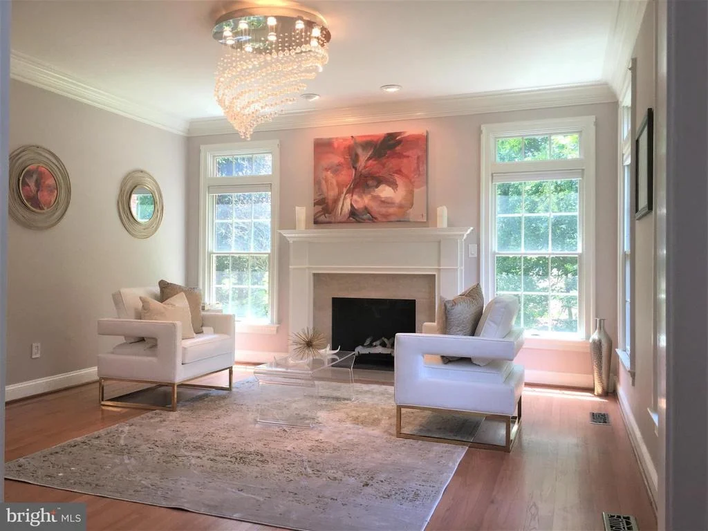 Photo of 2091 HUNTERS CREST WAY