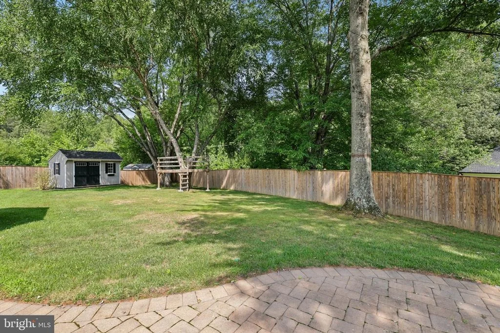 Photo of 1410 KNIGHTS BRIDGE TURN