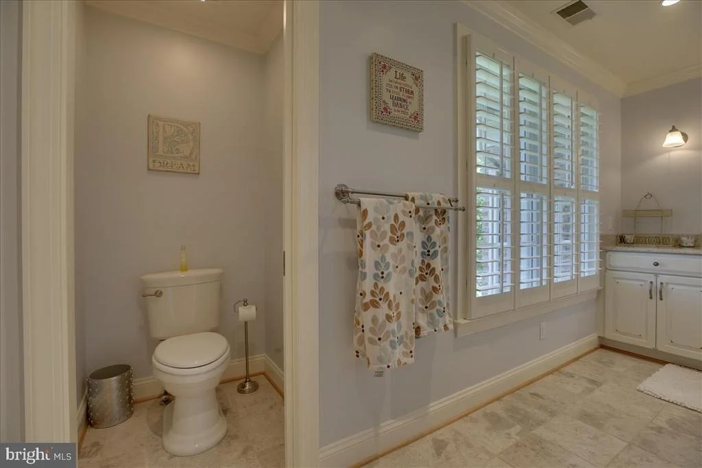 Photo of 21129 GOLF ESTATES DRIVE