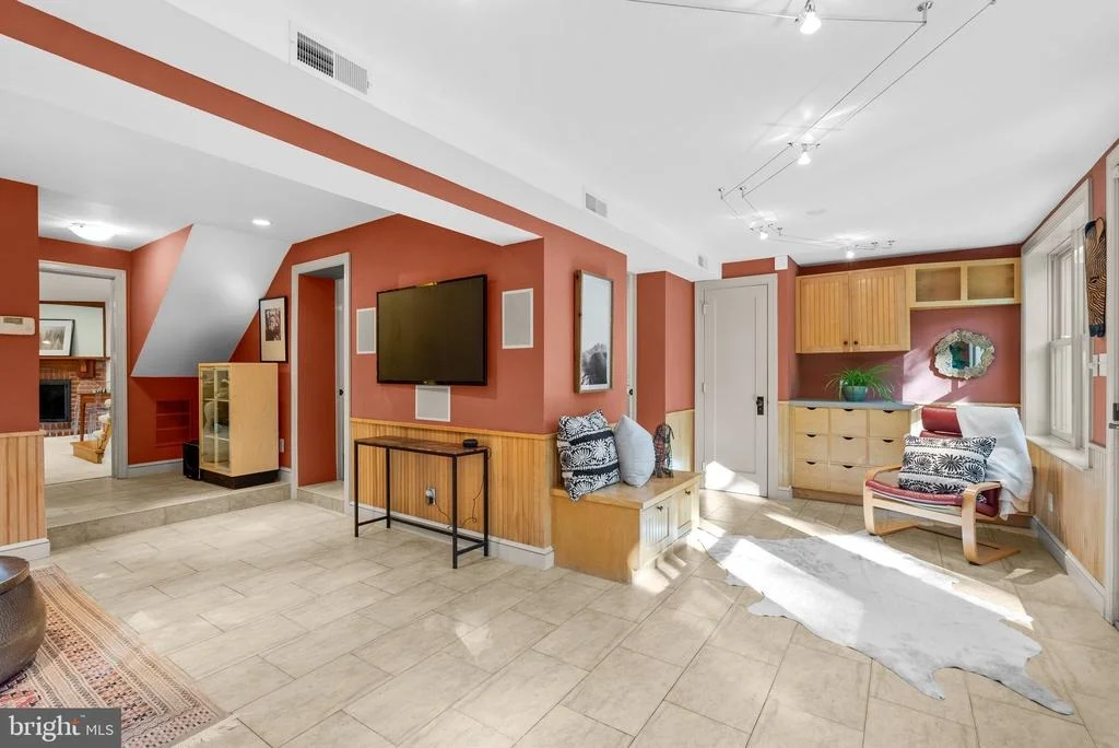 Photo of 1118 DALE DRIVE