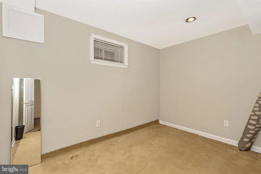 Photo of 17108 CARWELL ROAD