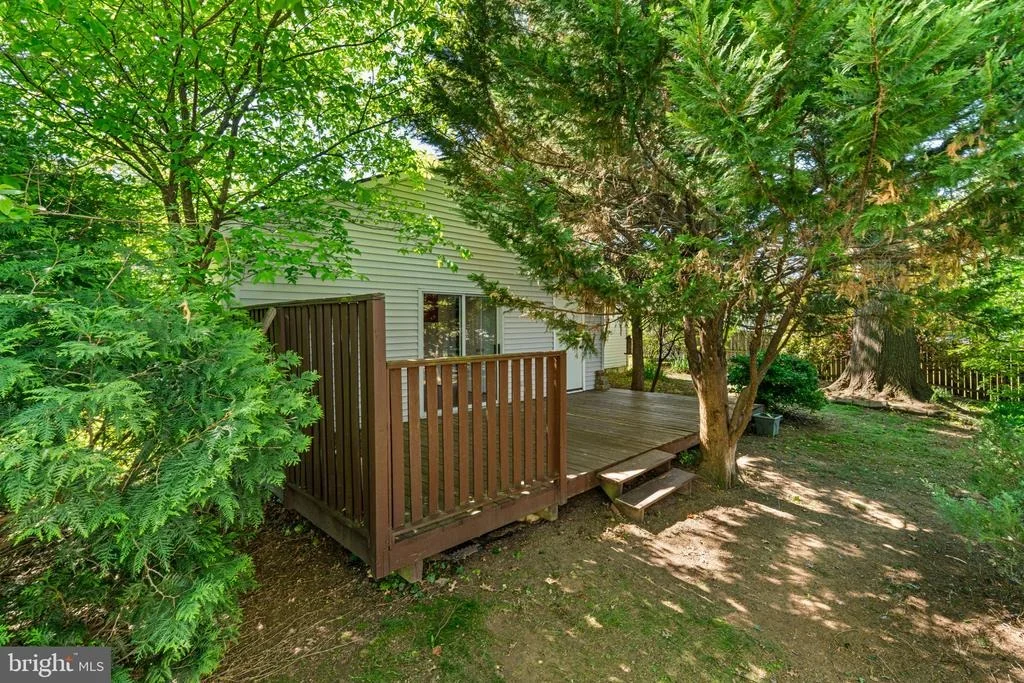 Photo of 7512 FAR HILLS DRIVE